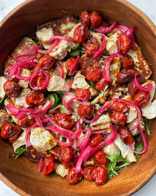 Perfect Grilled Halloumi Chicken Salad: Smoky, Salty & Fresh Flavors